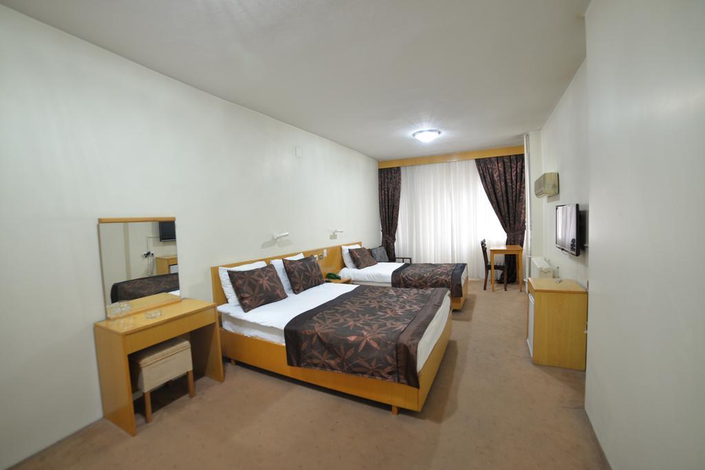 Buyuk Maras Hotel Kahramanmaras ภายนอก รูปภาพ