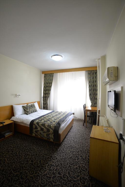 Buyuk Maras Hotel Kahramanmaras ภายนอก รูปภาพ